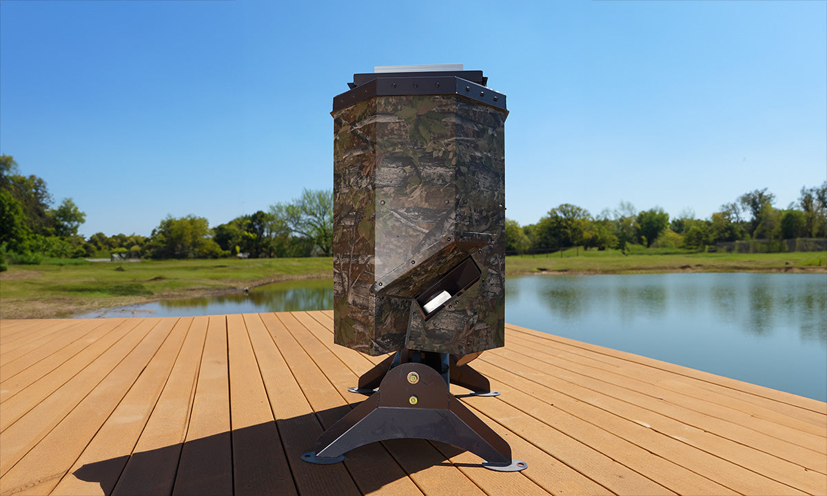 Texas Avenger Fish Feeder